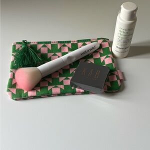 Makeup Bag with Beauty Goodies!